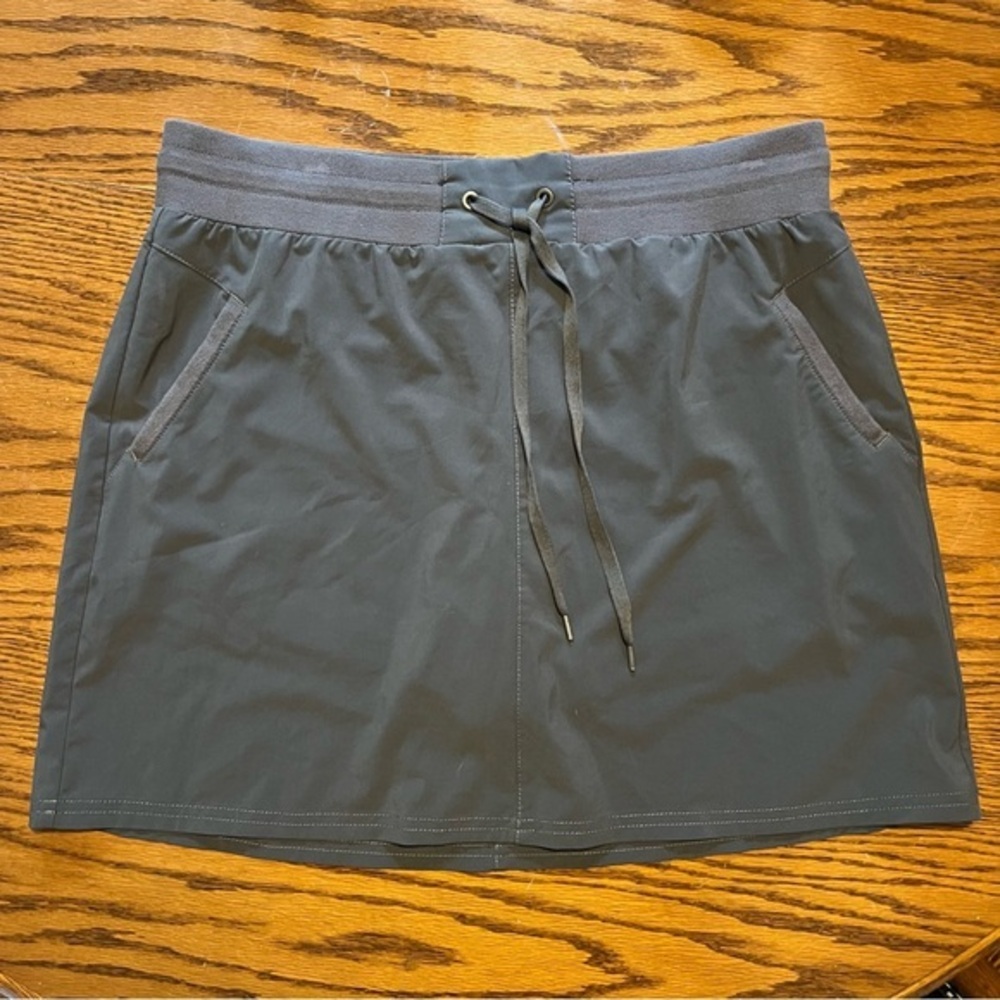Stretch Skort